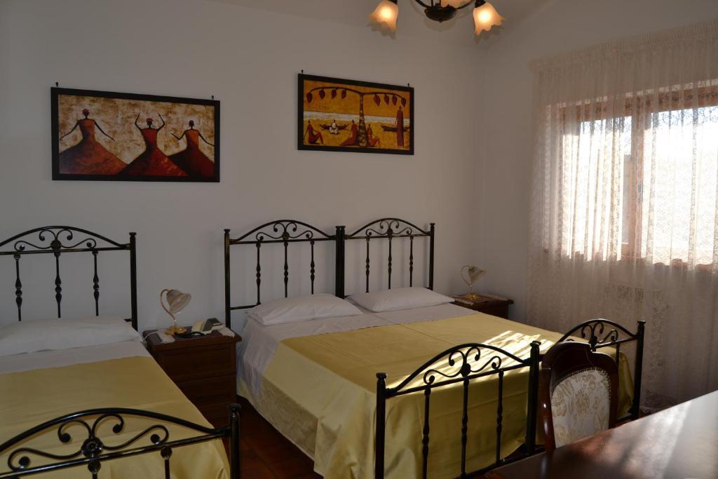 Hotel Canusium Canosa di Puglia Habitación foto
